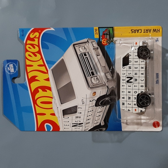 Hot Wheels 70s Van White 2023 HW Art Cars Collection - Picture 1 of 13
